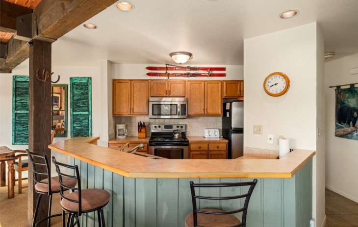 2700 Village Drive Photo