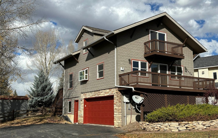 1550 Red Hawk Court Photo