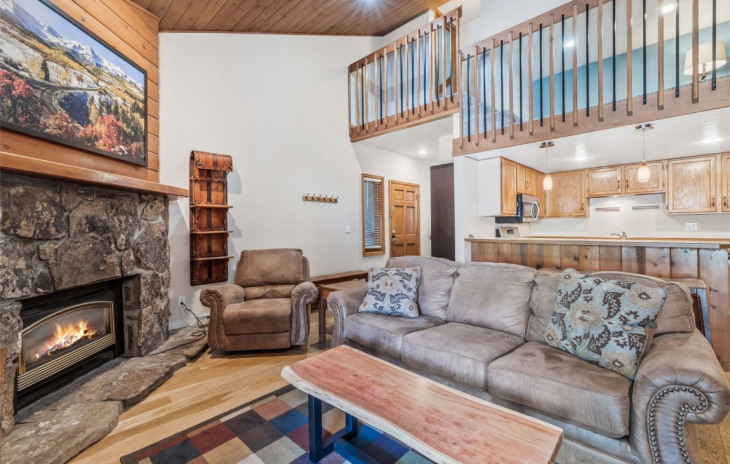 2915 Chinook Lane Photo