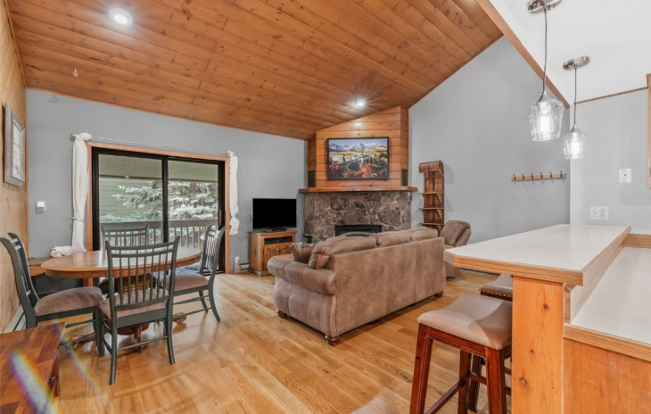 2915 Chinook Lane Photo