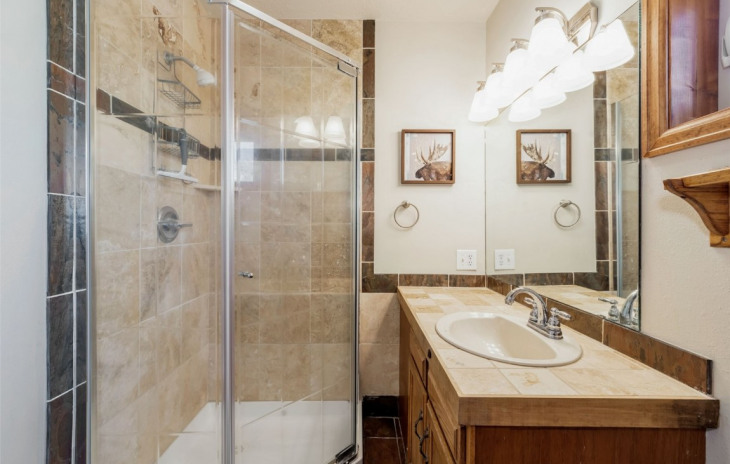 2915 Chinook Lane Photo