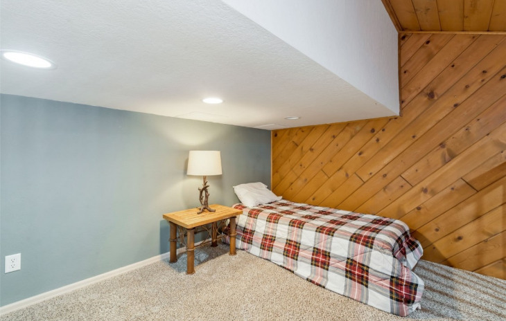 2915 Chinook Lane Photo
