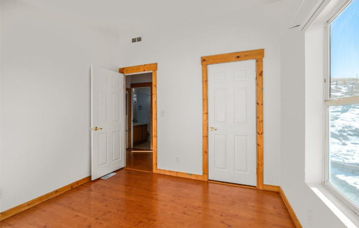 500 N Grant Avenue Photo