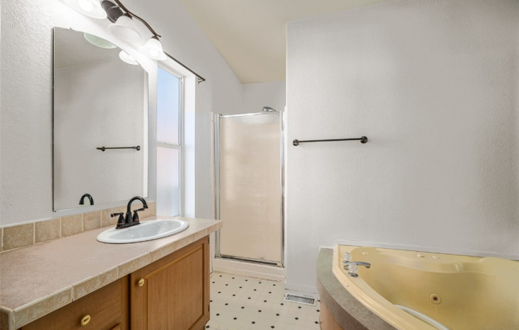 500 N Grant Avenue Photo