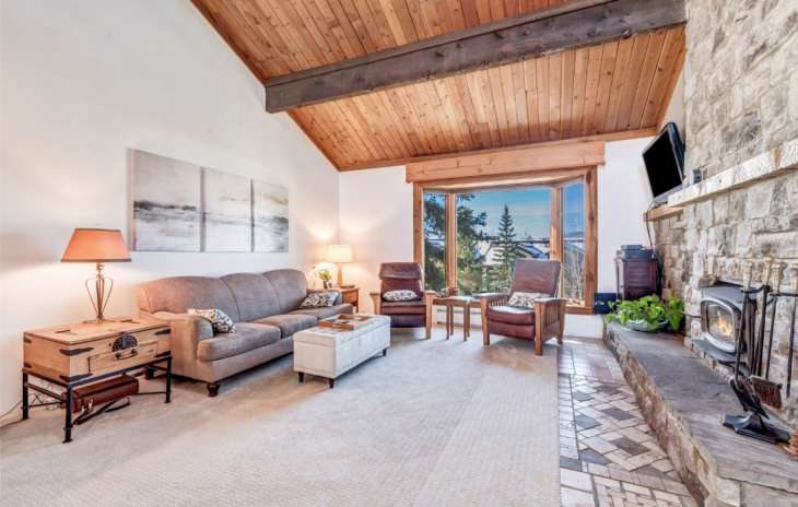 2470 Apres Ski Way Photo