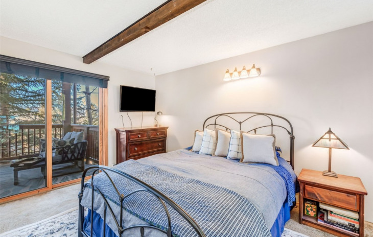 2470 Apres Ski Way Photo