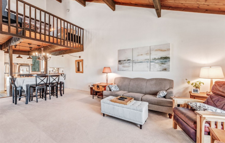 2470 Apres Ski Way Photo