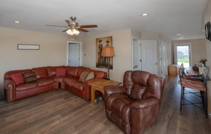 374 Lake View Road Photo