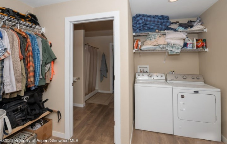 374 Lake View Road Photo