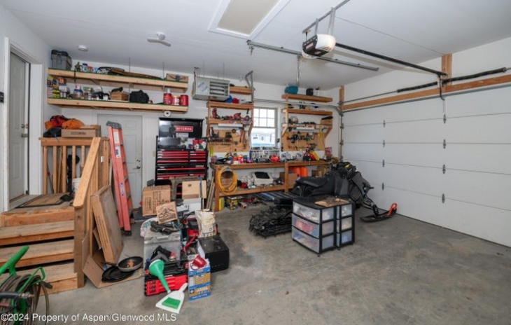 374 Lake View Road Photo