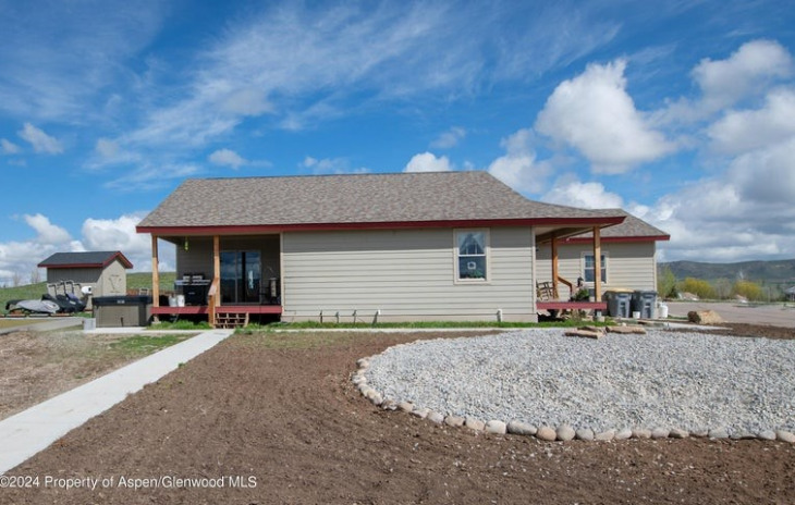 374 Lake View Road Photo