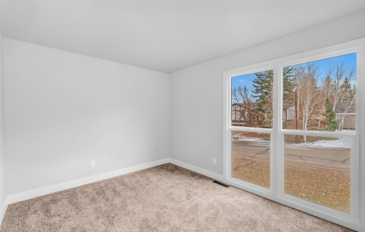 408 Meadowbrook Court Photo