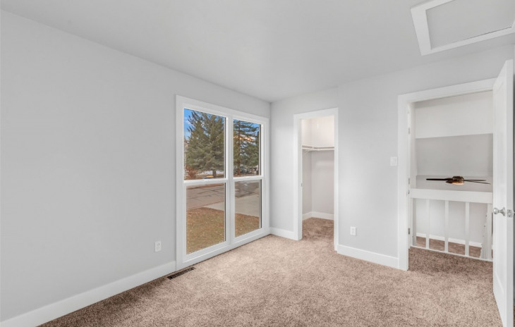 408 Meadowbrook Court Photo