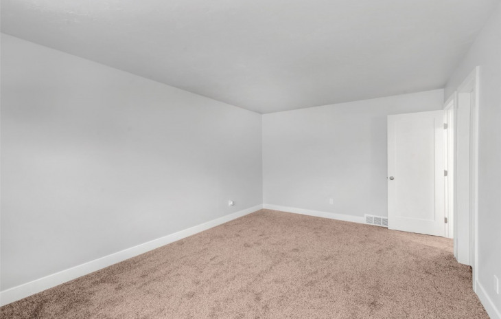 408 Meadowbrook Court Photo