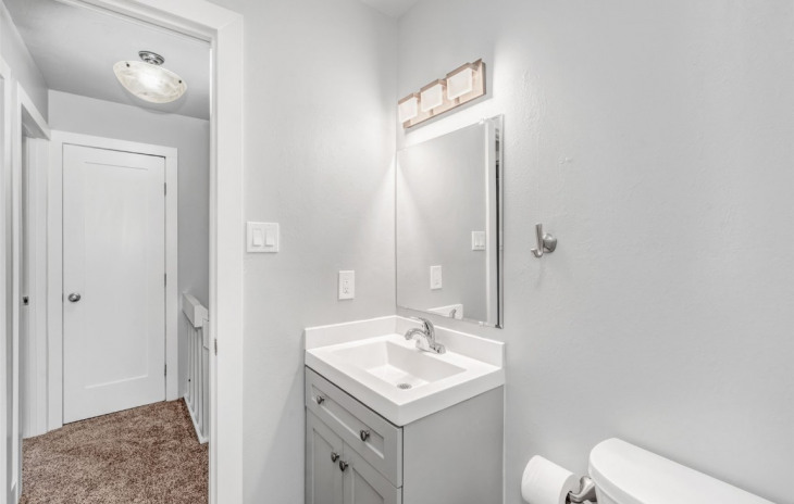 408 Meadowbrook Court Photo