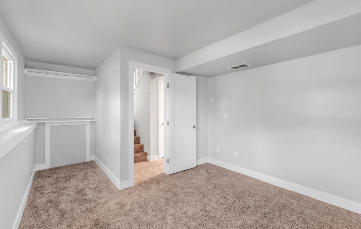 408 Meadowbrook Court Photo