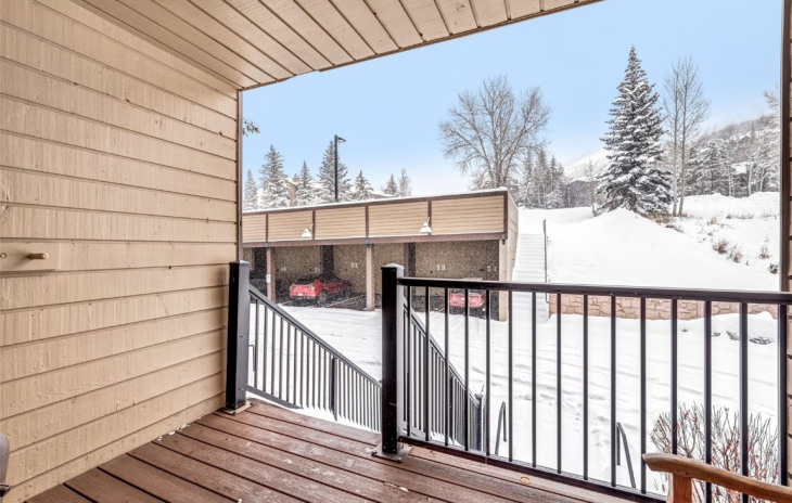 2315 Ski Trail Lane Photo