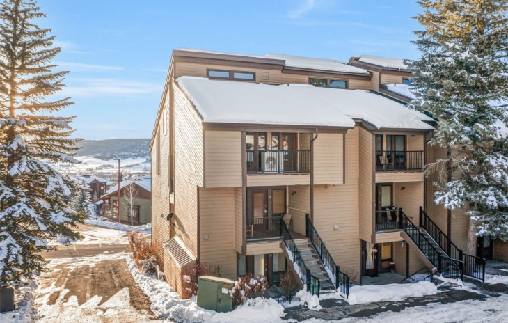 2315 Ski Trail Lane Photo