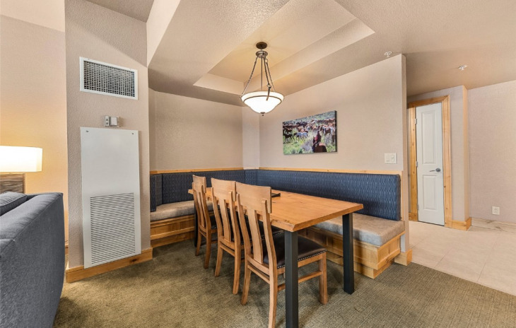 2300 Mount Werner Circle Photo