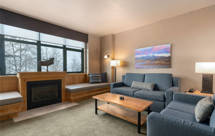 2300 Mount Werner Circle Photo