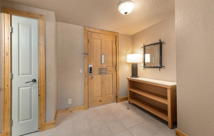 2300 Mount Werner Circle Photo