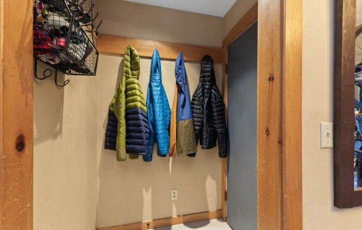 7 Cypress Court Photo