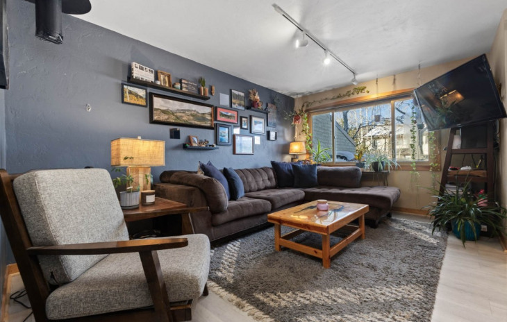 7 Cypress Court Photo