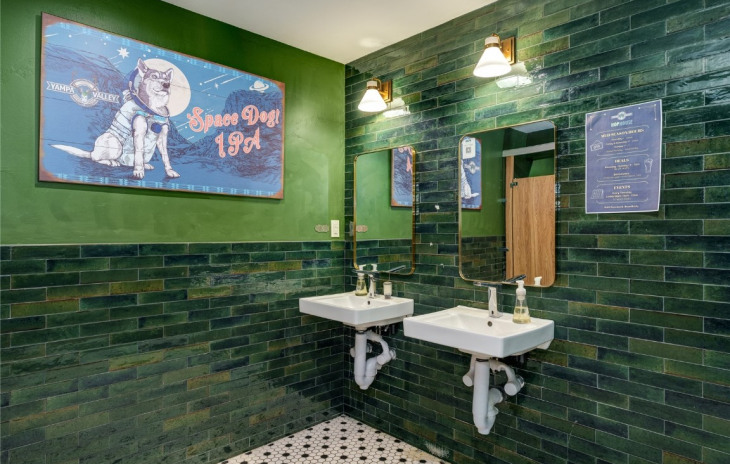 1125 Lincoln Avenue Photo