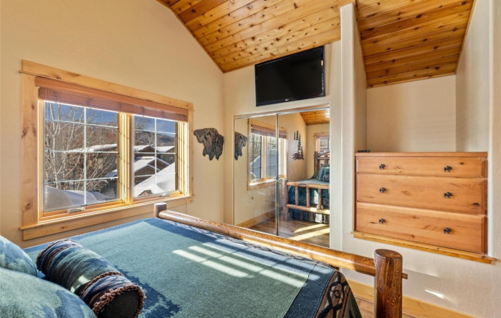 3058 Aspen Leaf Way Photo