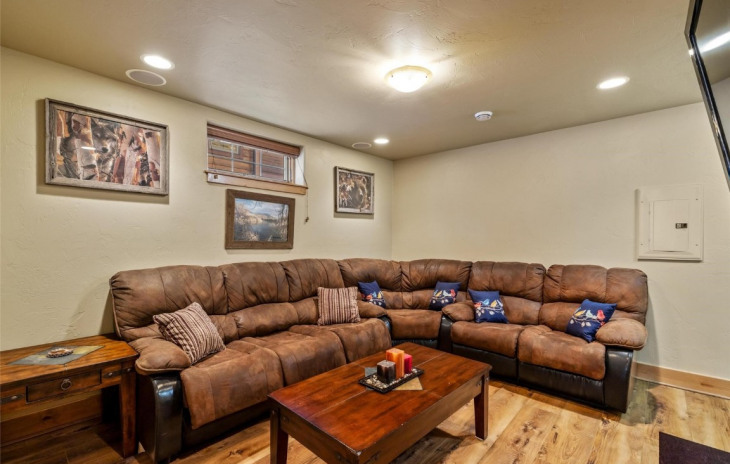 3058 Aspen Leaf Way Photo