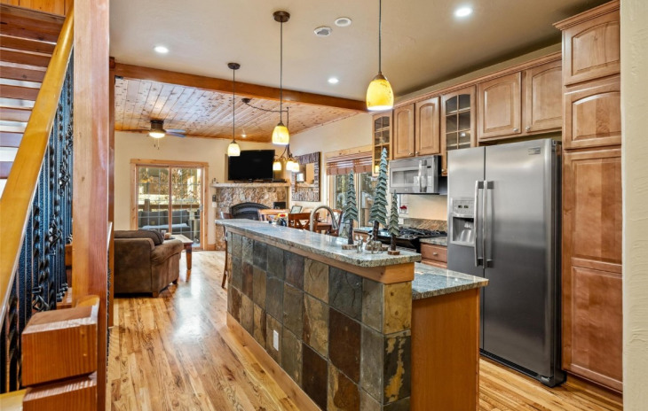 3058 Aspen Leaf Way Photo