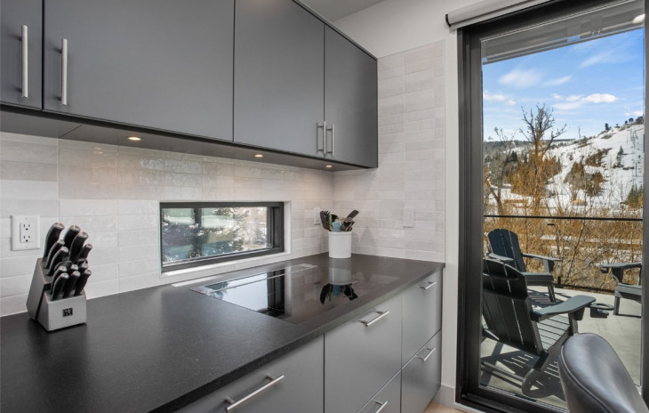655 Yampa Street Photo