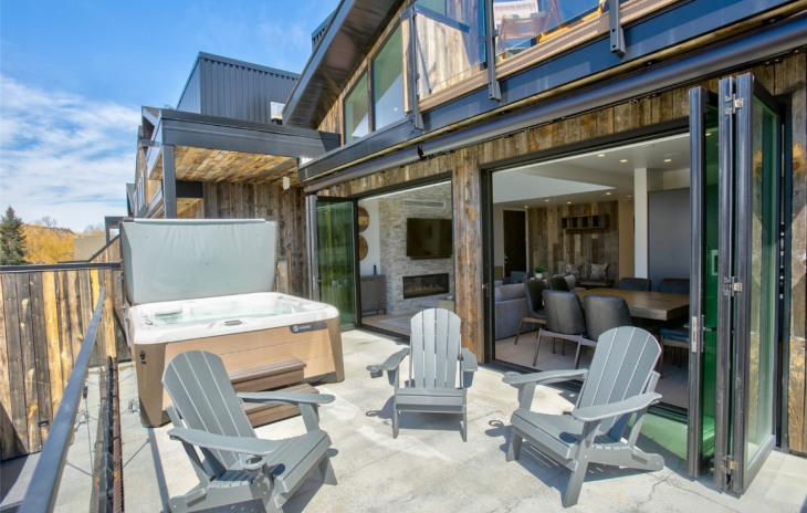 655 Yampa Street Photo