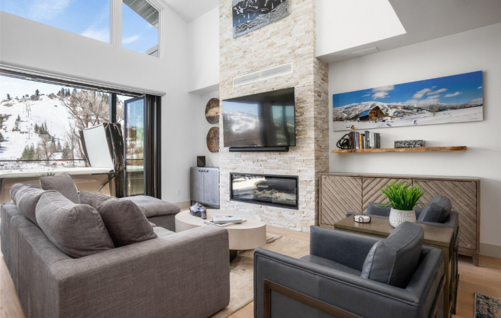 655 Yampa Street Photo