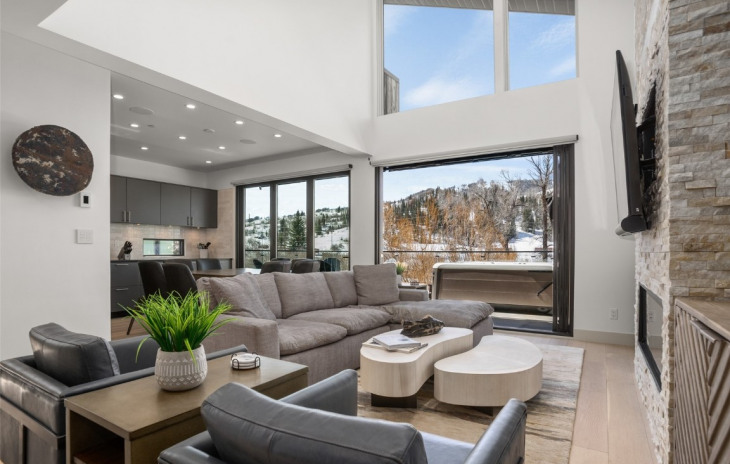 655 Yampa Street Photo