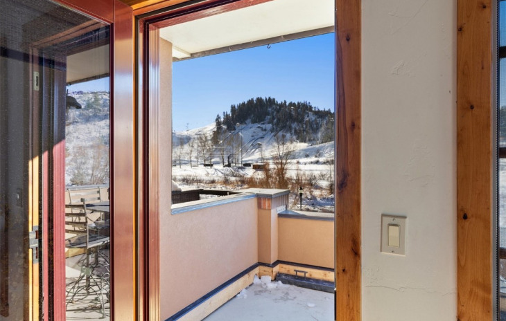1110 Yampa Street Photo