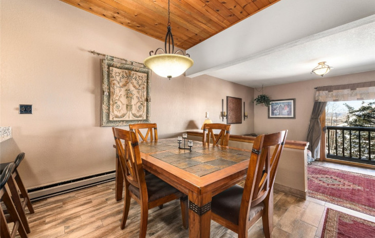 1149 Overlook Drive Photo