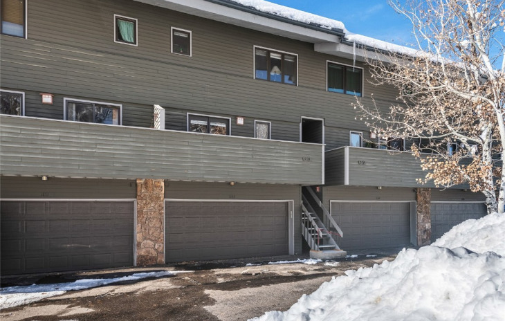 1149 Overlook Drive Photo