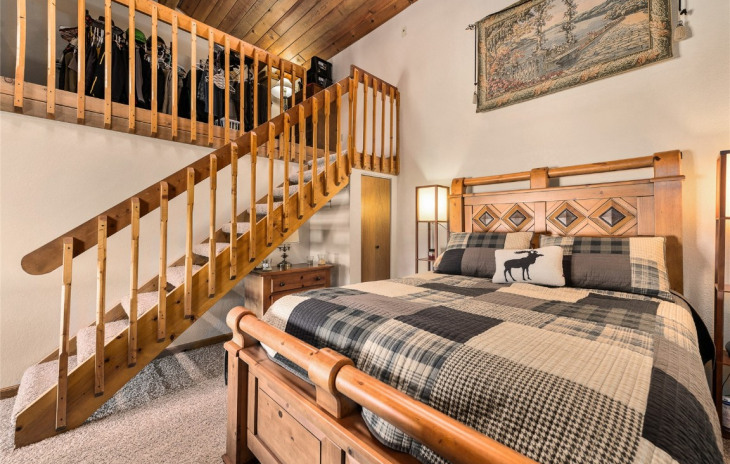 1149 Overlook Drive Photo