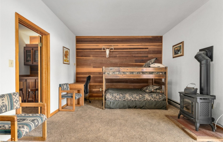 1149 Overlook Drive Photo