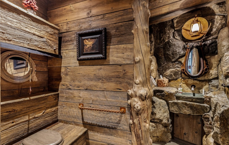 2555 Ski Trail Lane Photo