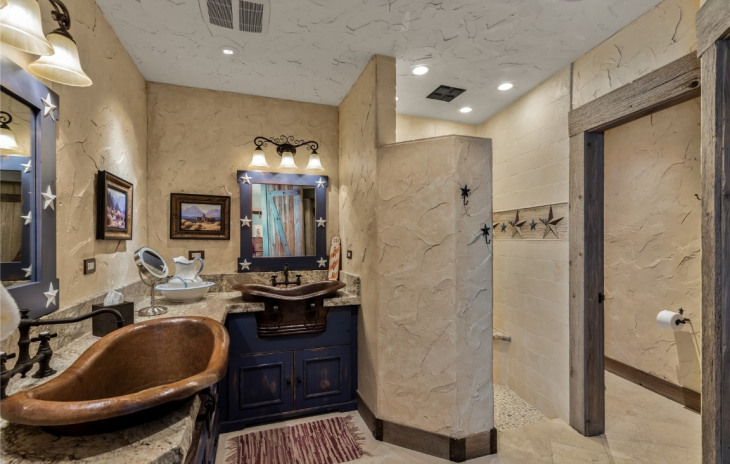 2555 Ski Trail Lane Photo