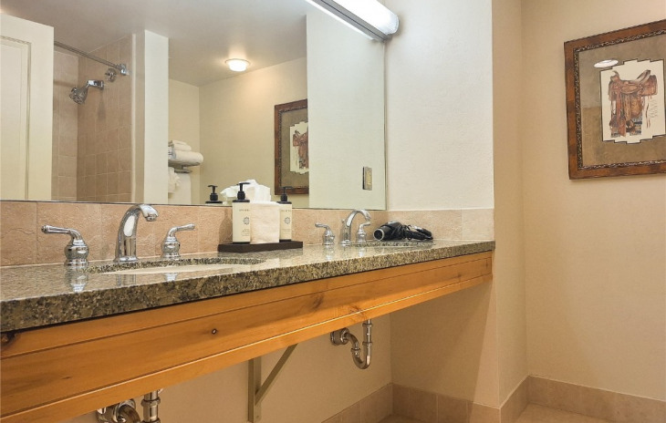 2300 Mount Werner Circle Photo