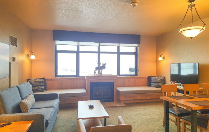 2300 Mount Werner Circle Photo