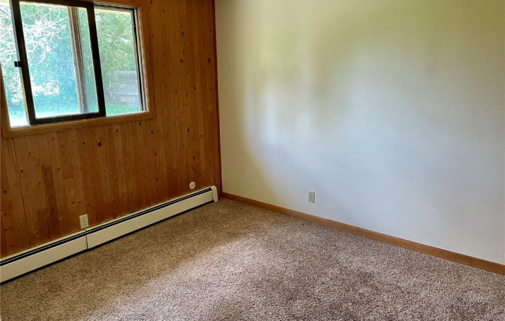 2669 Riverside Drive Photo