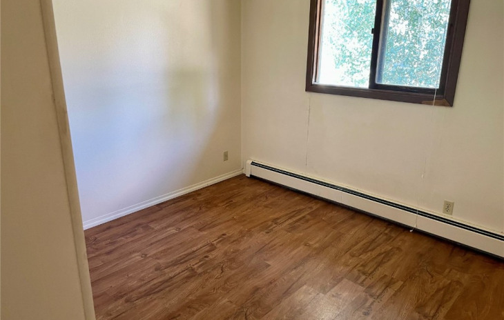 2669 Riverside Drive Photo