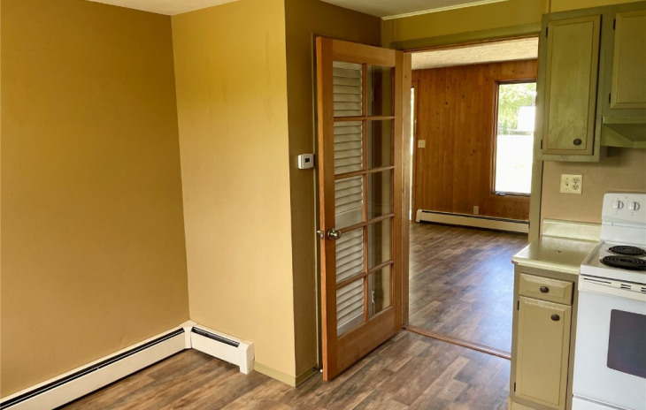 2669 Riverside Drive Photo