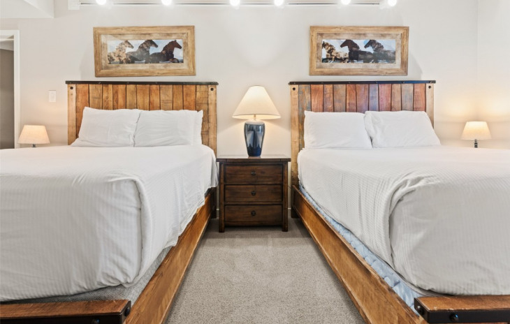 2322 Apres Ski Way Photo