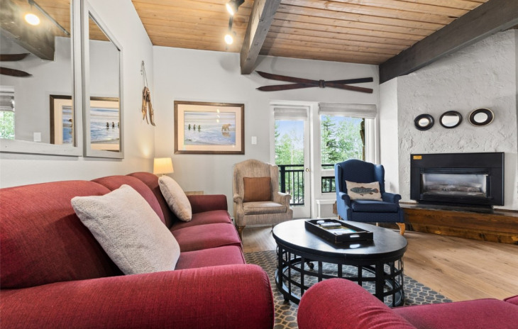 2322 Apres Ski Way Photo