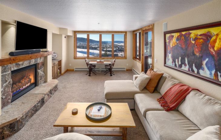 1875 Ski Time Square Drive Photo